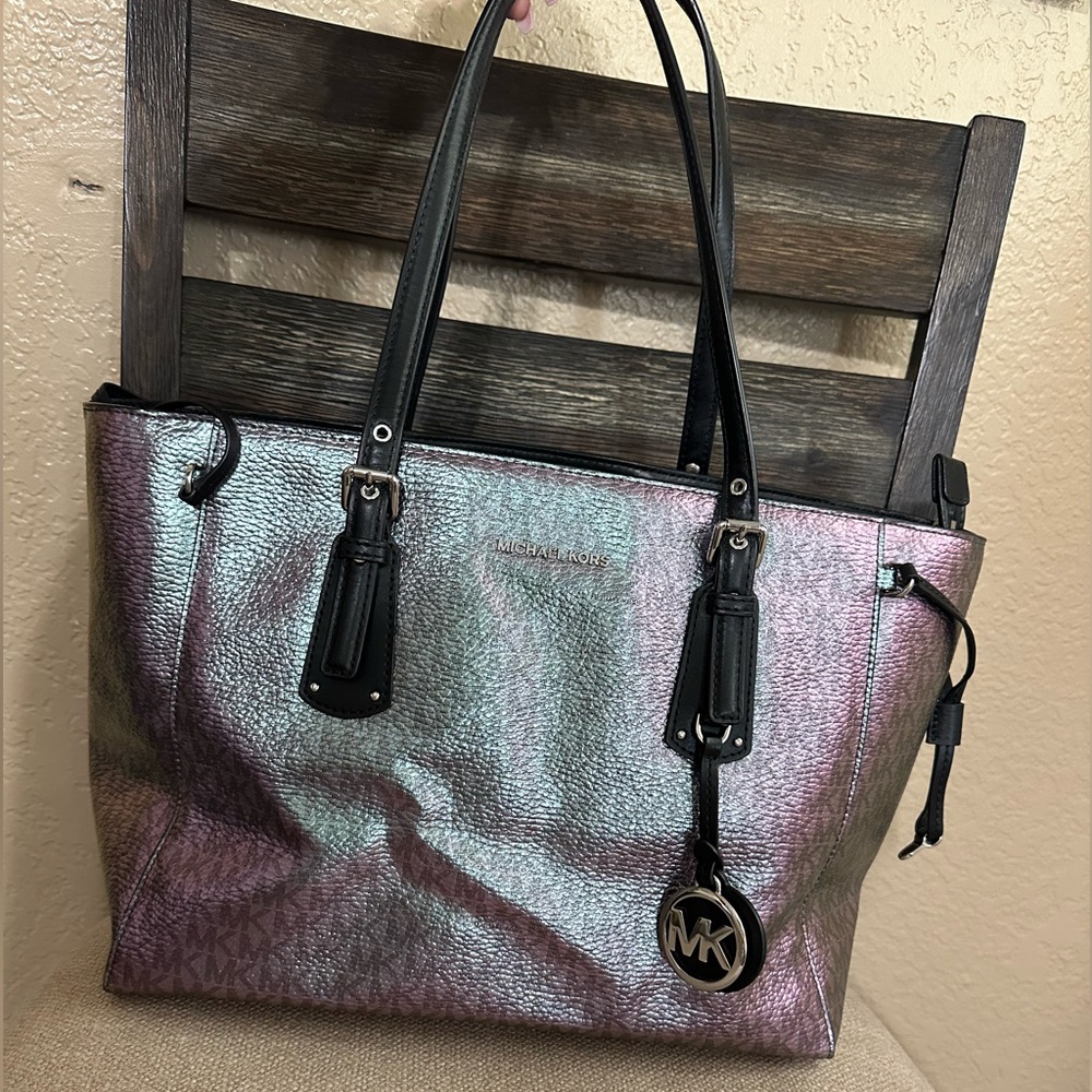 Michael Kors iridescent Voyager
